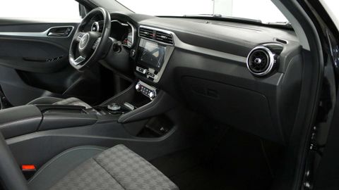 Car image 22