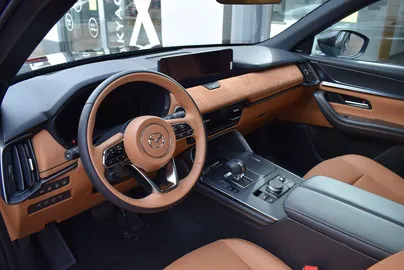 Car image 29