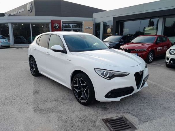 Alfa Romeo Stelvio 2.2 Diesel AT8 Q4 154 kW image number 2