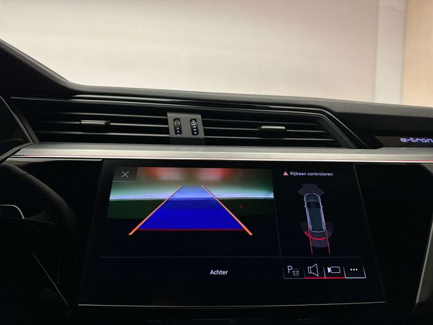 Audi e-tron 55 quattro 300 kW image number 36