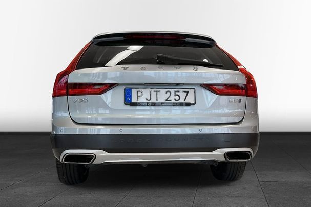 Volvo V90 Cross Country D5 AWD Pro 175 kW image number 3