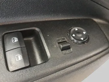 Car image 45