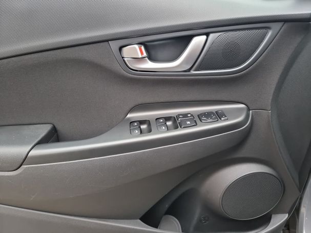 Hyundai Kona 88 kW image number 18