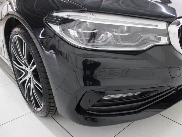 BMW 530d Touring Sport Line 195 kW image number 10