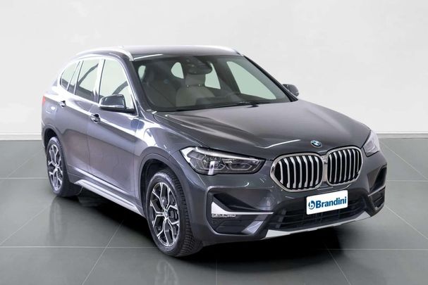 BMW X1 xDrive18d xLine 110 kW image number 2