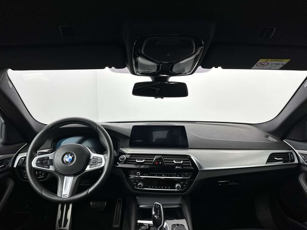 BMW 520i 135 kW image number 12