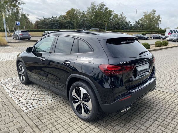 Mercedes-Benz GLA 180 100 kW image number 4