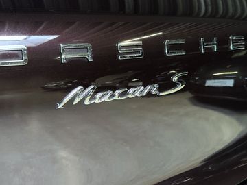 Car image 29