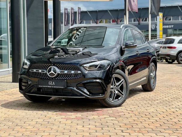 Mercedes-Benz GLA 200 110 kW image number 1