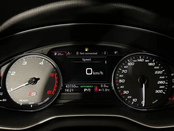 Car image 35