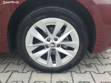 Car image 31