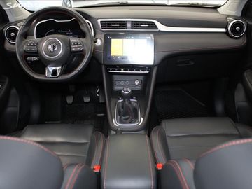 Car image 8