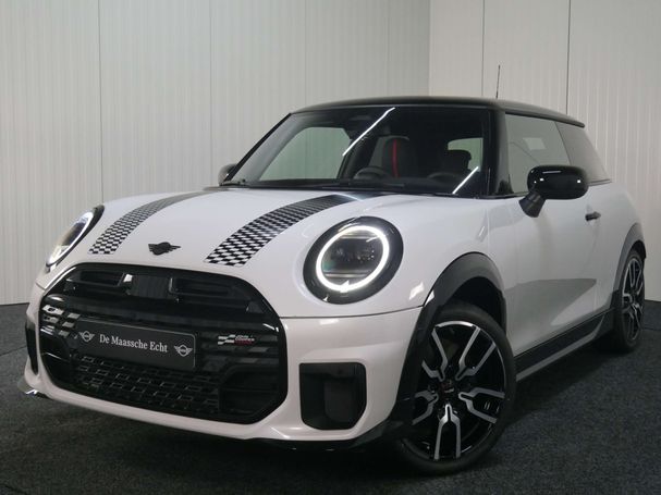 Mini Cooper S JCW 150 kW image number 1