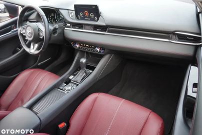 Car image 31