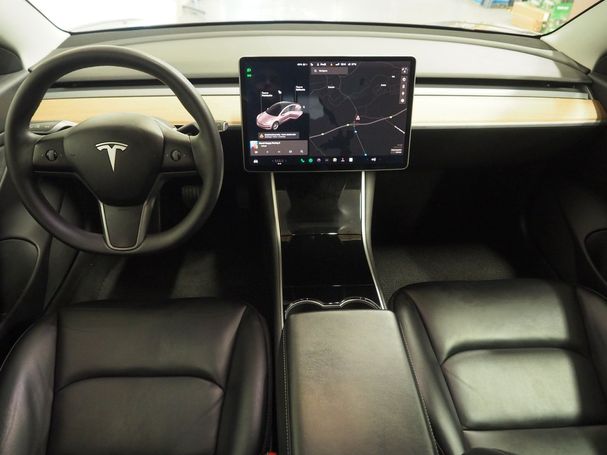 Tesla Model 3 Standard Range Plus 190 kW image number 15