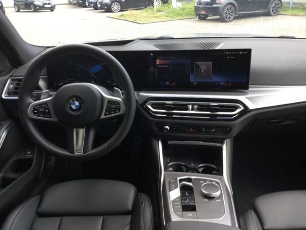 BMW 320i xDrive 135 kW image number 11