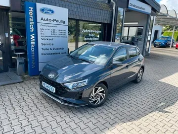 Car image 2