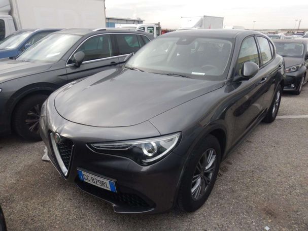 Alfa Romeo Stelvio 2.2 Business 118 kW image number 1