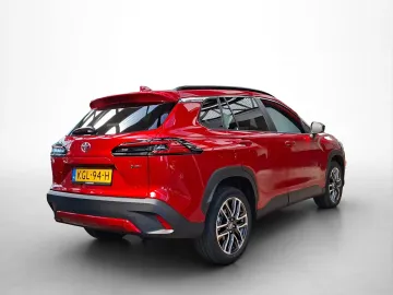 Car image 5