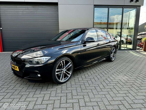 BMW 320i M Sport 135 kW image number 1