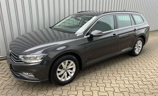 Volkswagen Passat Variant DSG 90 kW image number 2