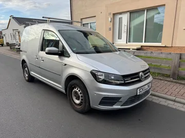 Car image 40