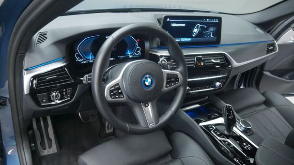 BMW 530 Touring xDrive 216 kW image number 17