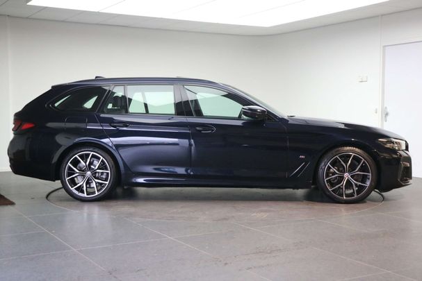 BMW 520i Touring 135 kW image number 3