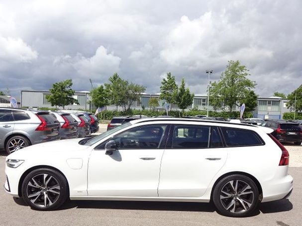 Volvo V60 T6 R Design AWD 251 kW image number 4