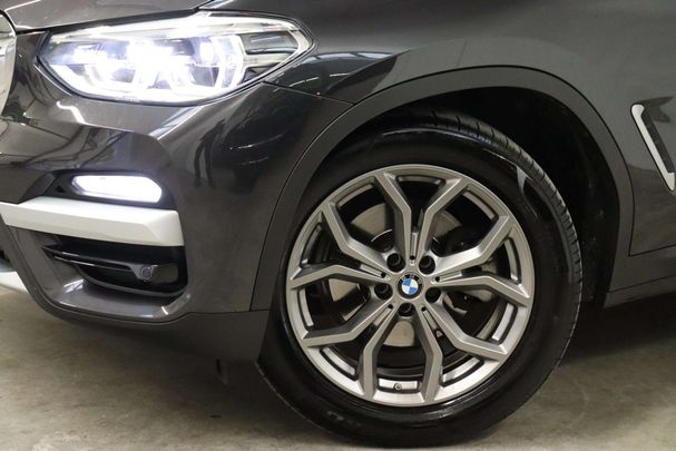 BMW X3 xDrive20i xLine 135 kW image number 7