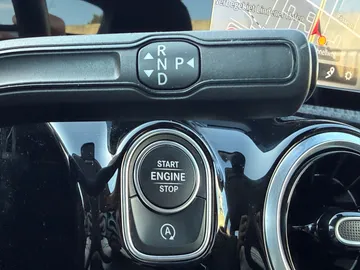 Car image 38