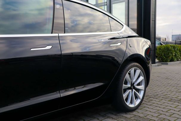 Tesla Model 3 Long Range AWD 258 kW image number 5