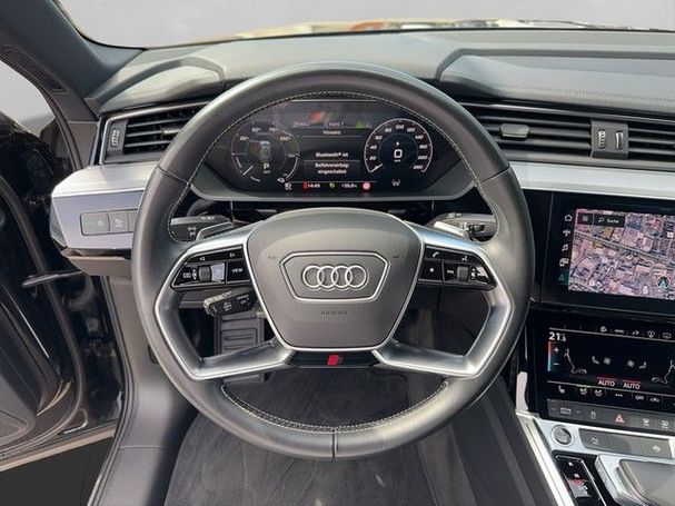 Audi e-tron 55 S-line Sportback 300 kW image number 14