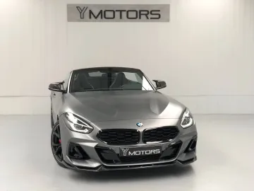 Car image 3