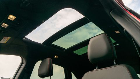 Car image 37