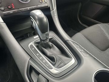 Car image 35