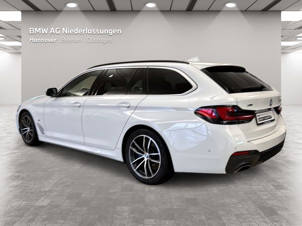 BMW 530d Touring xDrive 210 kW image number 2