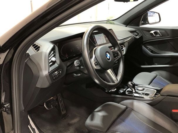 BMW 118i 100 kW image number 12