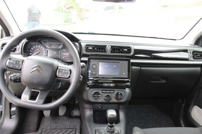 Car image 21