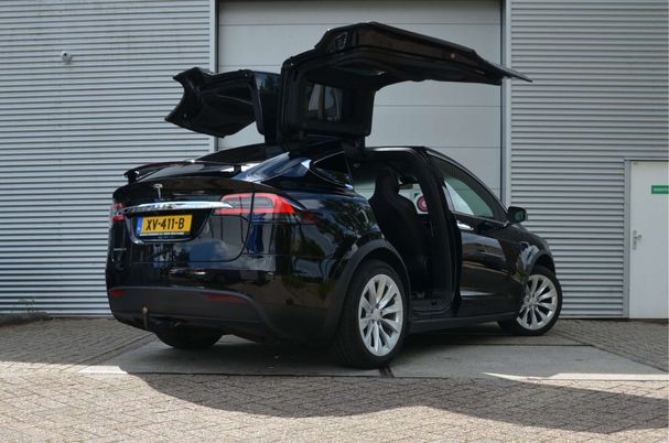 Tesla Model X 75D AWD 245 kW image number 9