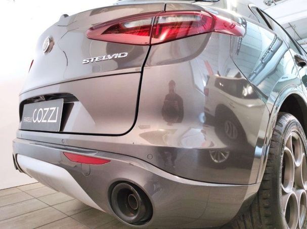 Alfa Romeo Stelvio 2.2 Diesel AT8 Q4 154 kW image number 8