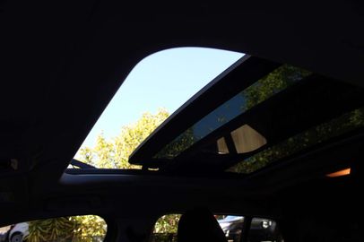 Car image 33