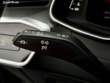 Car image 36