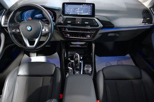 BMW X3 xDrive20i xLine 135 kW image number 13