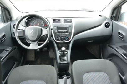 Car image 13