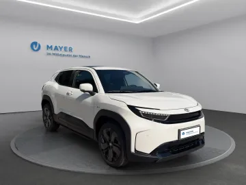 Car image 2