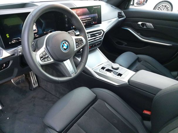 BMW 330 Touring M Sport xDrive 137 kW image number 5