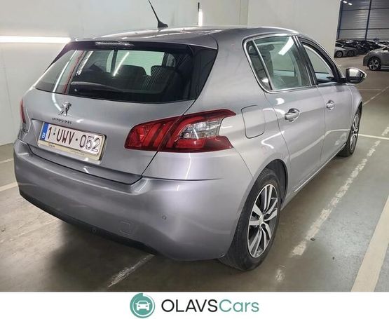 Peugeot 308 1.5 BlueHDi Allure 96 kW image number 3