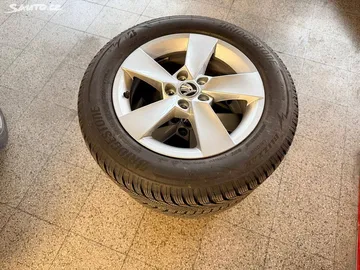 Car image 34