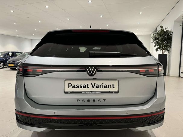 Volkswagen Passat Variant 1.5 eTSI Business DSG 110 kW image number 4